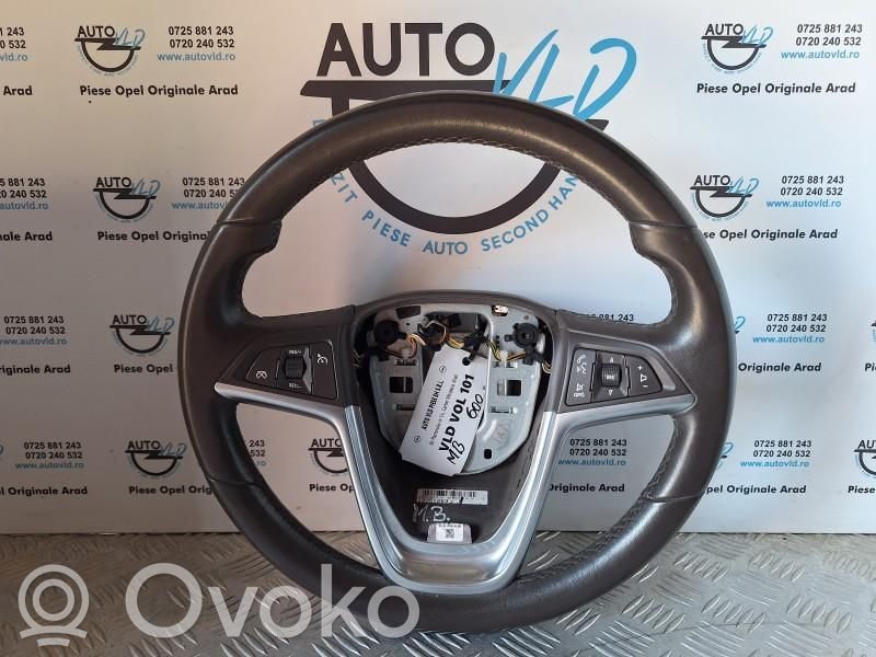 Opel Meriva B Ohjauspyörä 