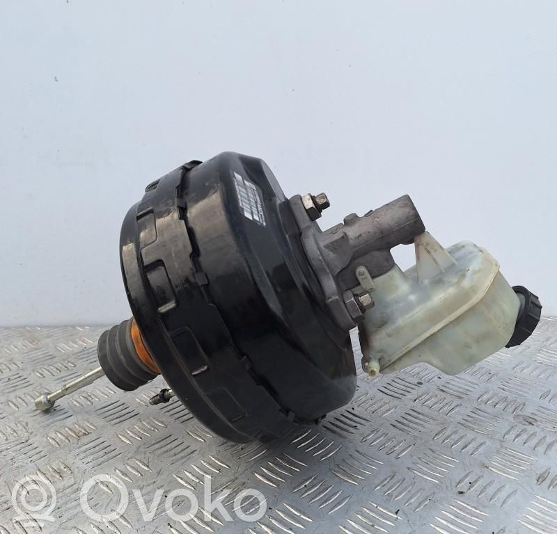 Opel Astra J Servofrână 