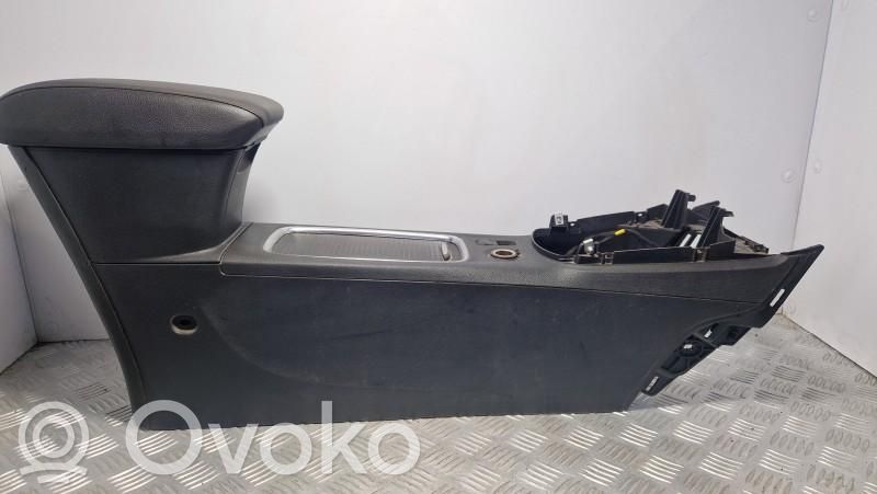 Opel Astra K Reposabrazos 