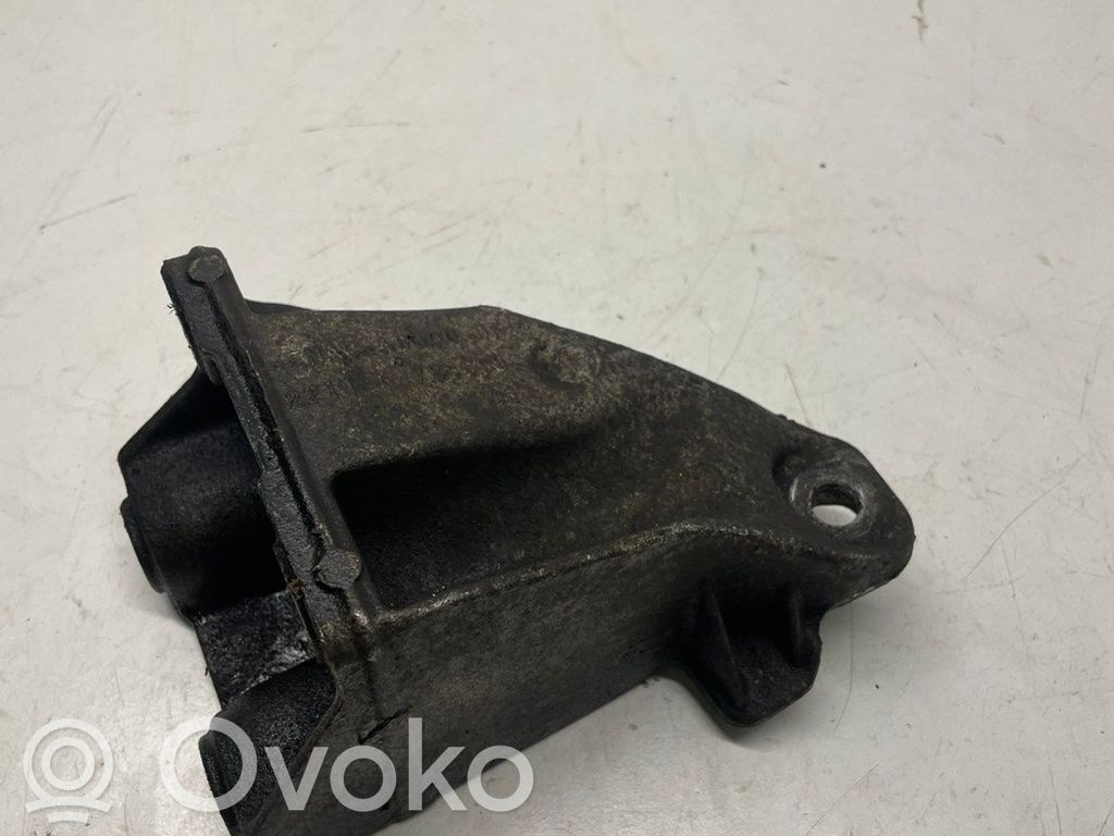 BMW 1 F20 F21 Engine mounting bracket 
