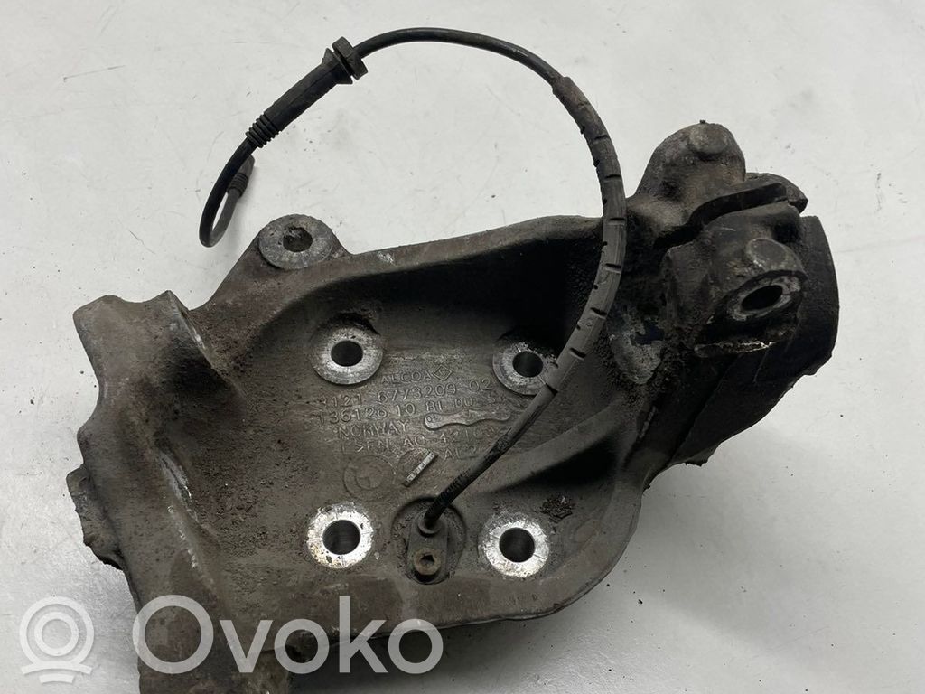 BMW 3 E90 E91 Front wheel hub 