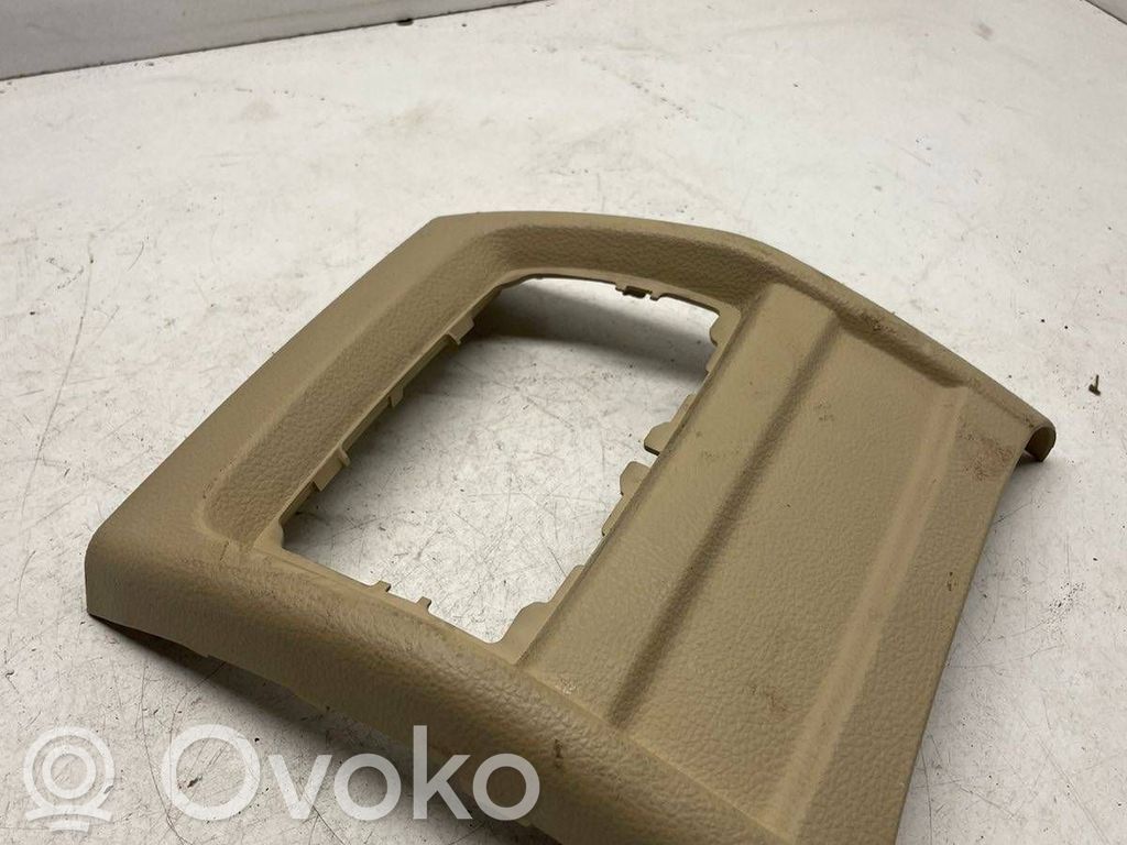 BMW 3 F30 F35 F31 Kratka nawiewu tylna tunelu środkowego 
