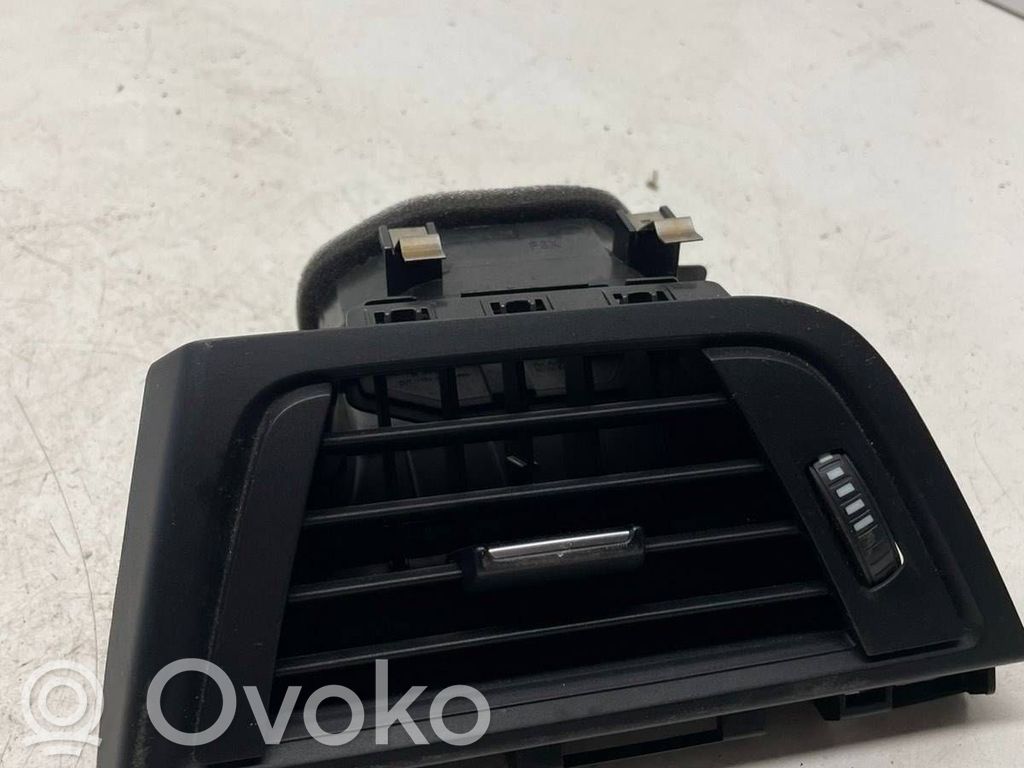BMW 3 F30 F35 F31 Sānu gaisa režģis 