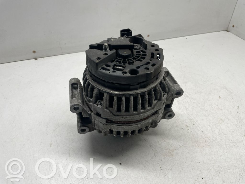 Audi A5 8T 8F Alternador 