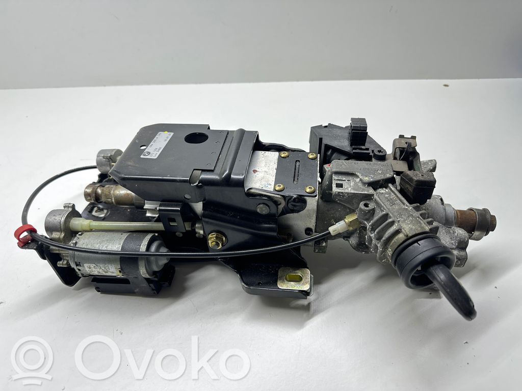 BMW 5 E39 Steering wheel axle 