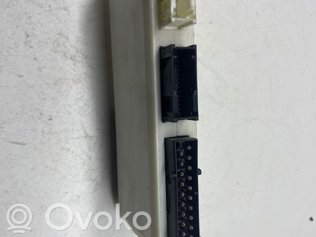 Mukavuusmoduuli   6922152,6922273,12037310,5DK00704729