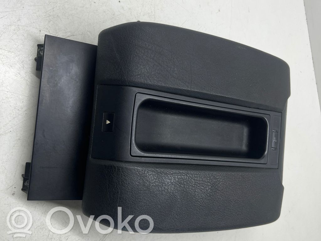 BMW 5 E39 Armrest 