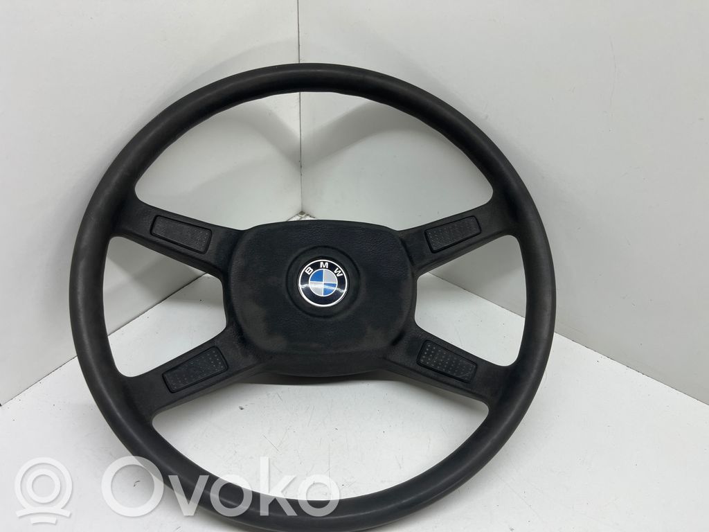 BMW 5 E28 Volan 