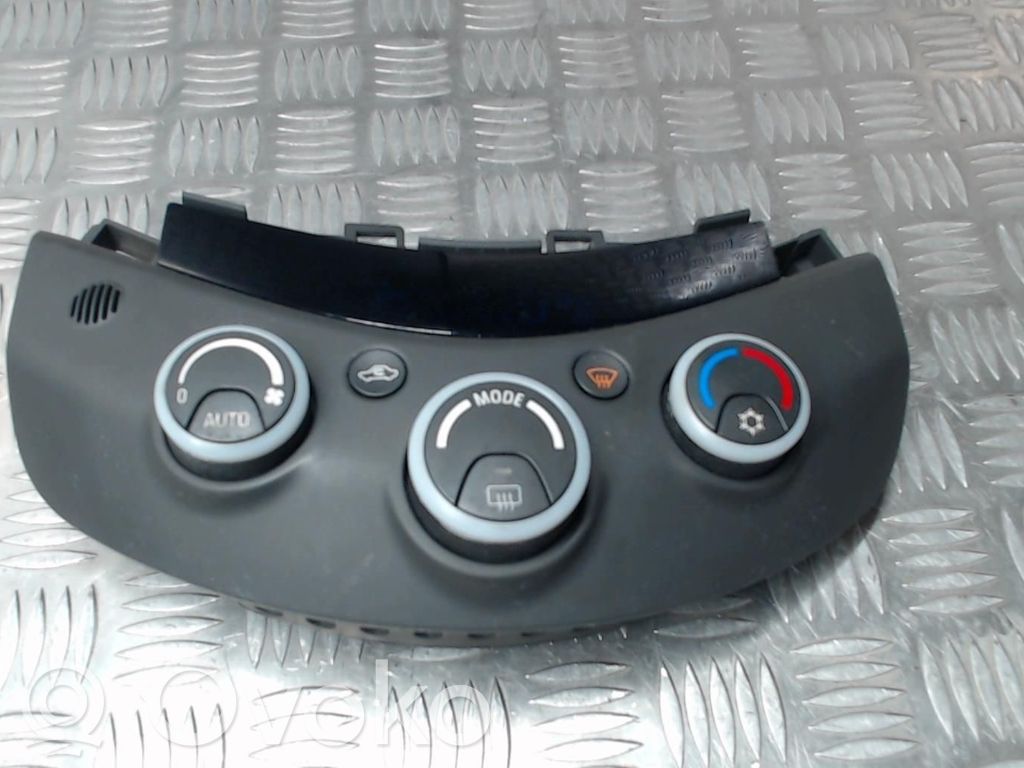 Chevrolet Spark Climate control unit 