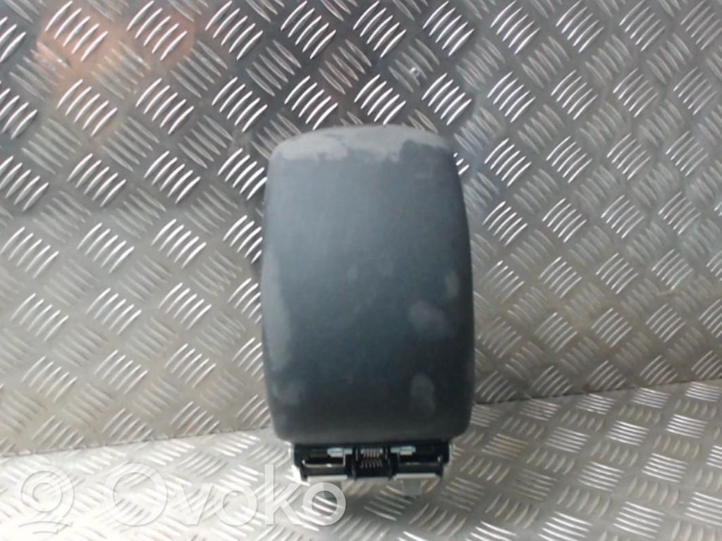 Citroen C4 II Reposabrazos 