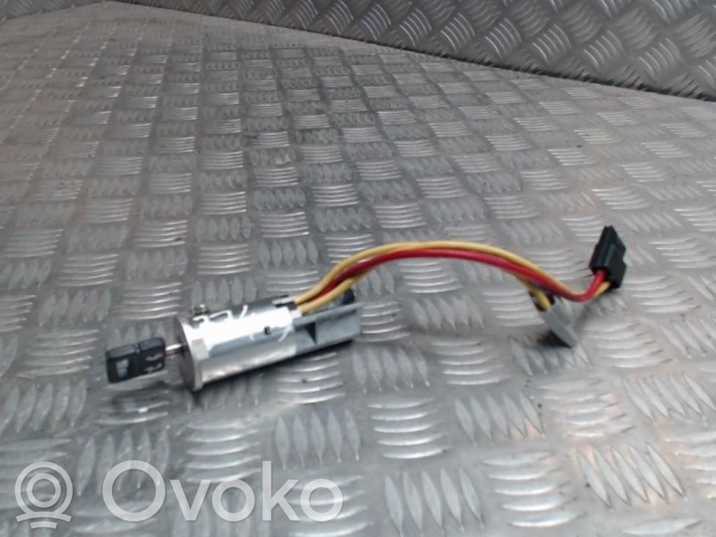 Renault Twingo I Ignition lock 