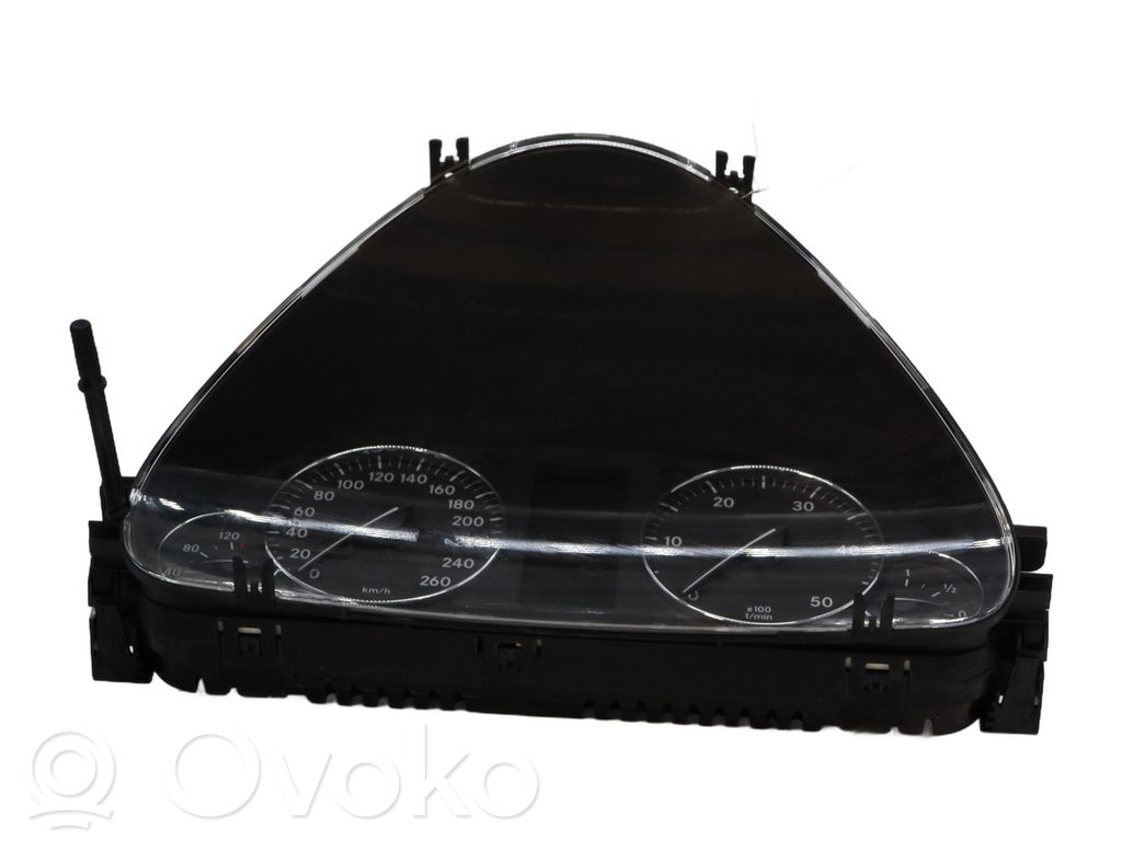 Mercedes-Benz C W203 Vitezometru (grup de instrumente) 