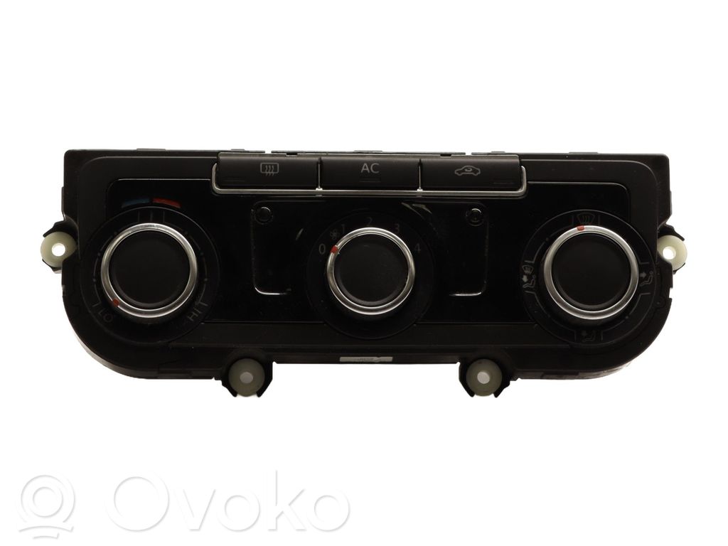 Volkswagen Golf VI Panel klimatyzacji 