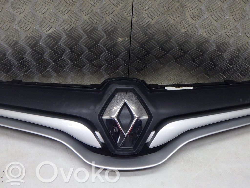 Renault Kangoo II Etusäleikkö 