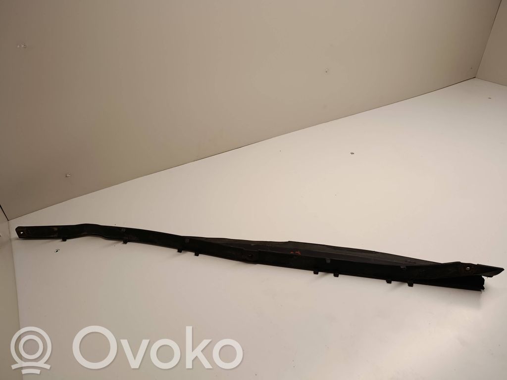 Tesla Model S Kita išorės detalė 