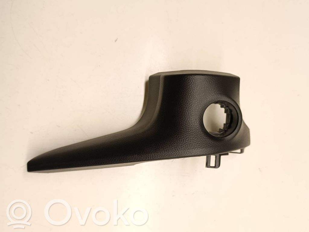 Toyota Yaris Cross Element deski rozdzielczej 