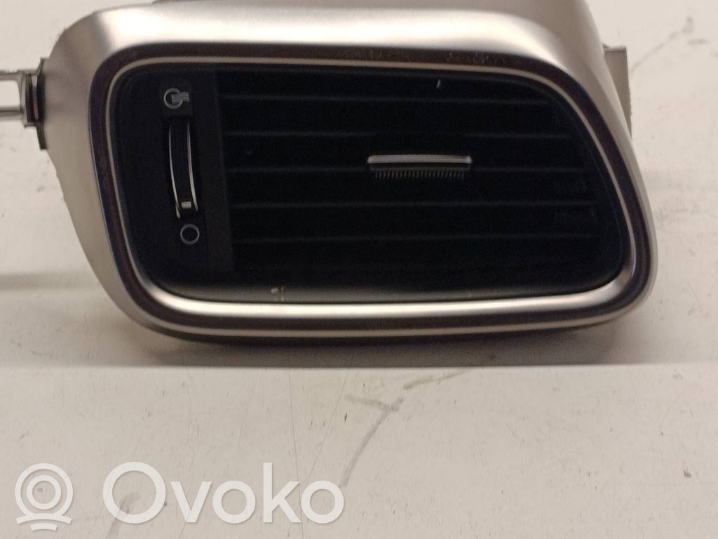 KIA Sorento Dashboard air vent grill cover trim 