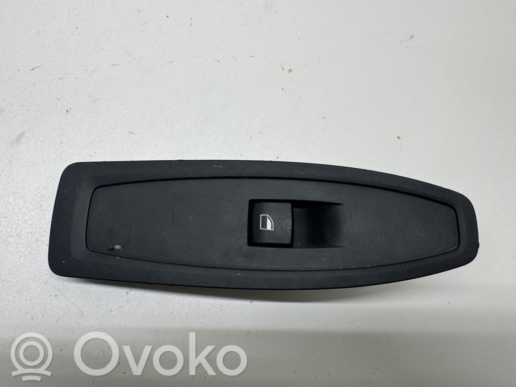 Electric window control switch   9208107,A2A03441