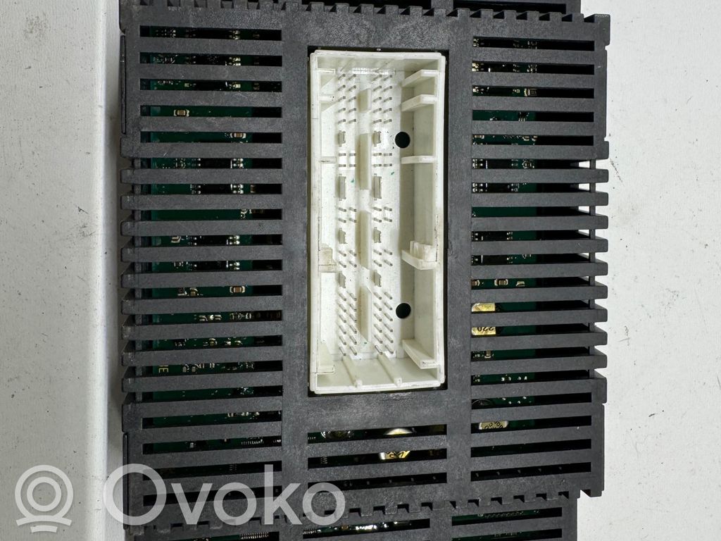 Модуль фонарей   9203081,532318849,2185504