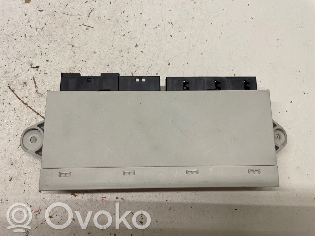 Durvju vadības bloks   6958450,5WK48002A