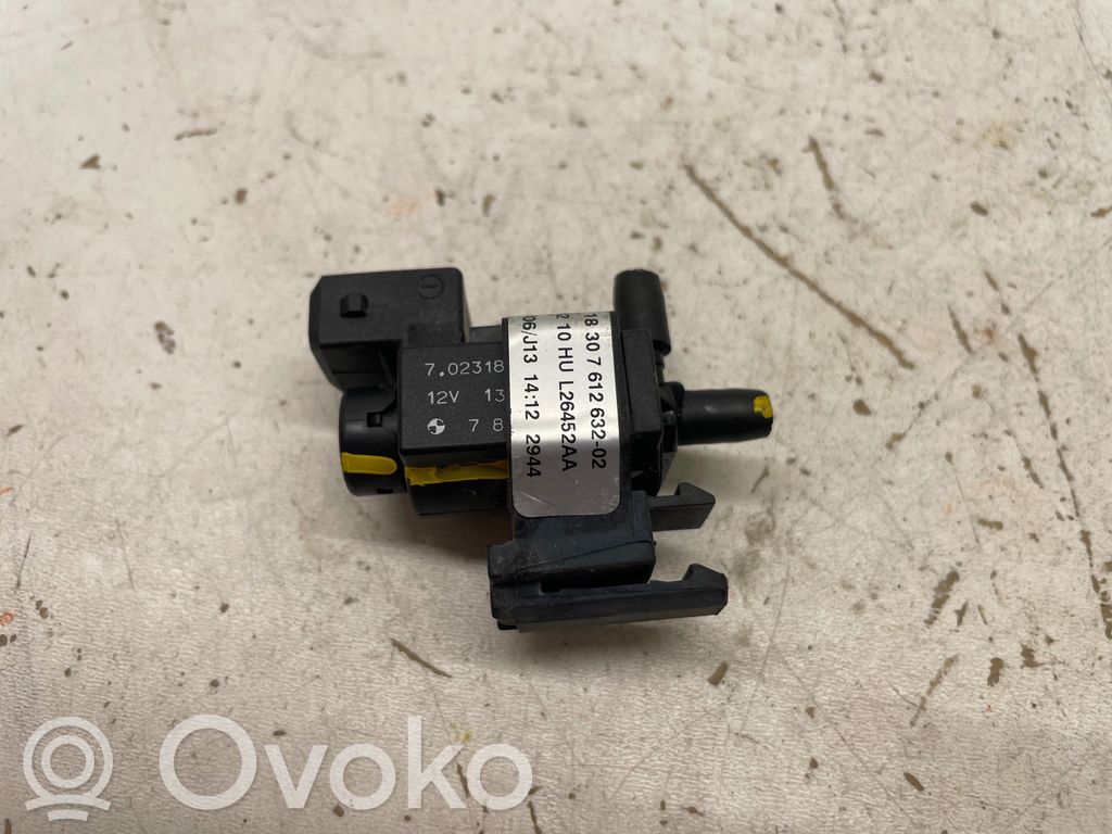 BMW 6 F12 F13 Zawór podciśnienia / Elektrozawór turbiny 