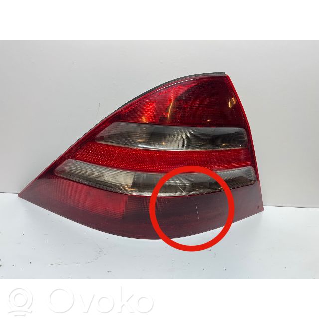 Mercedes-Benz S W220 Lampa tylna 
