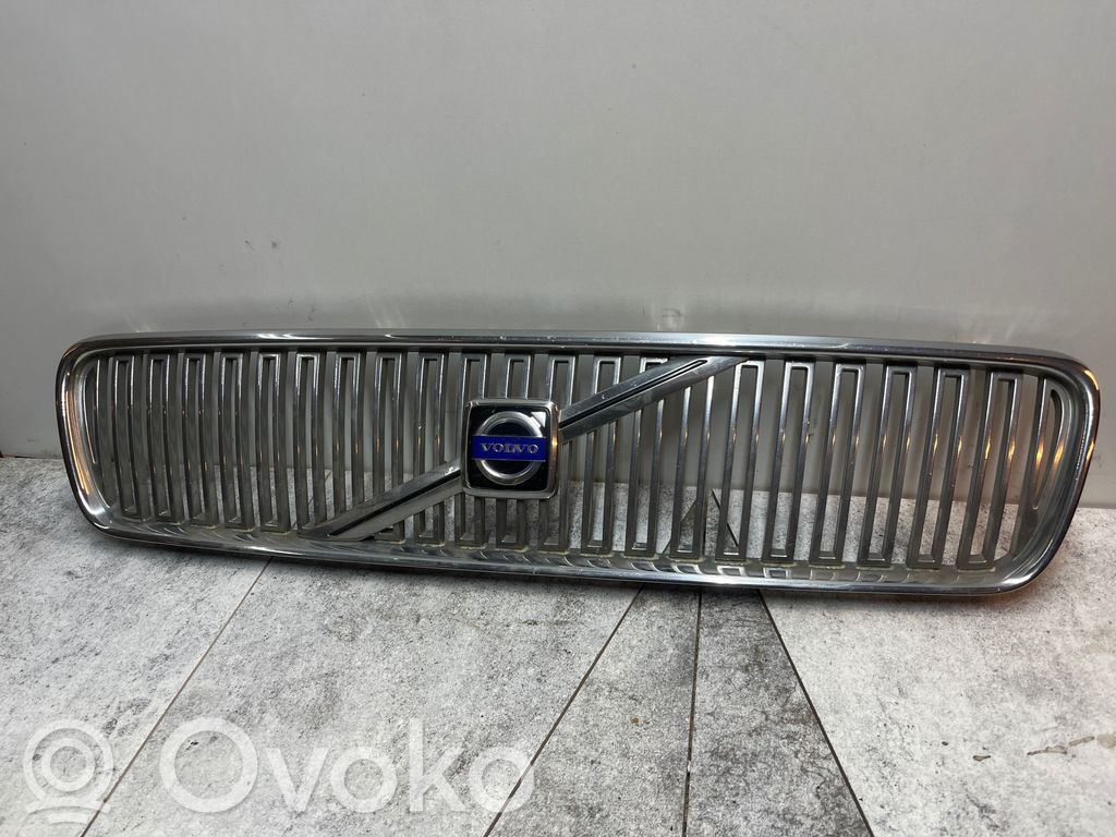 Volvo V50 Etusäleikkö 