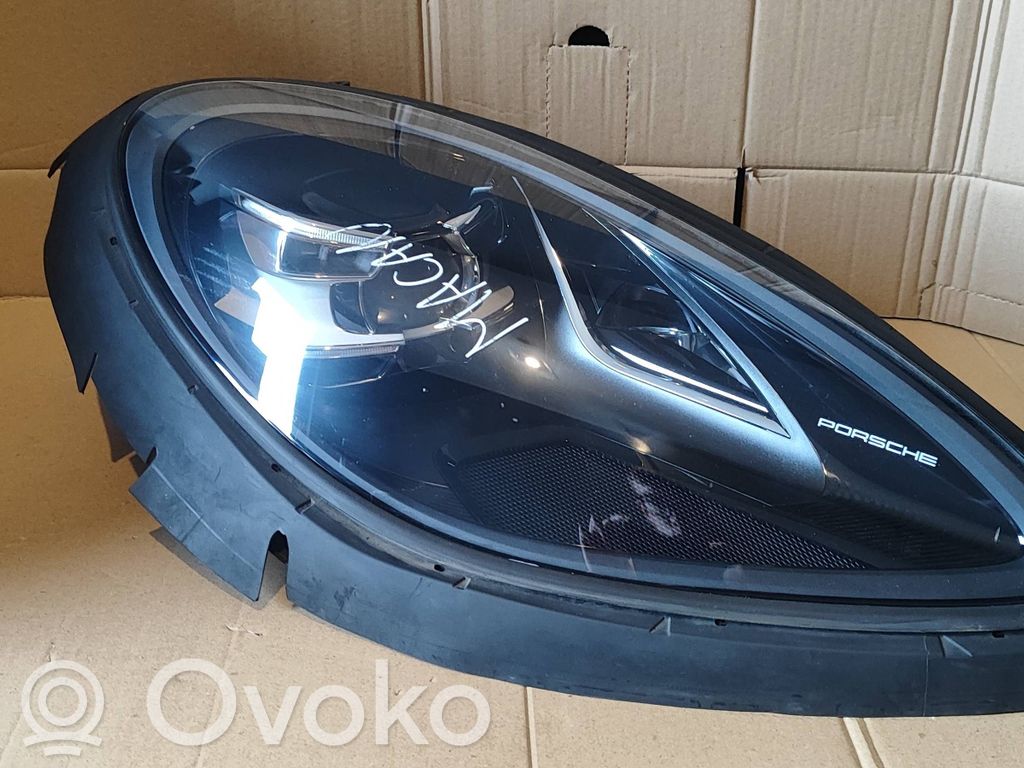 Porsche Macan (95B) Headlight/headlamp 