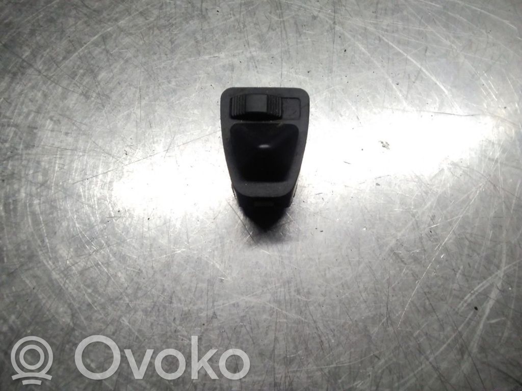 Wing mirror switch   613183736929,03200510