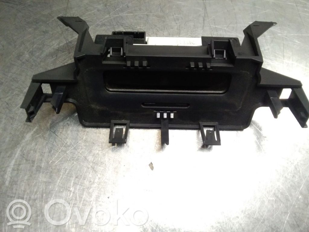 Renault Megane II Screen/display/small screen 