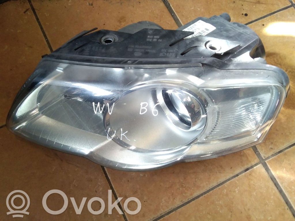 Volkswagen PASSAT B6 Faro/fanale 