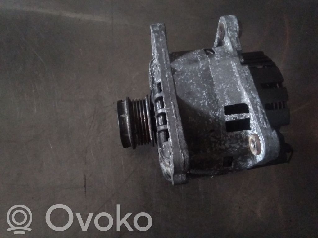 Volkswagen PASSAT B5.5 Alternator 