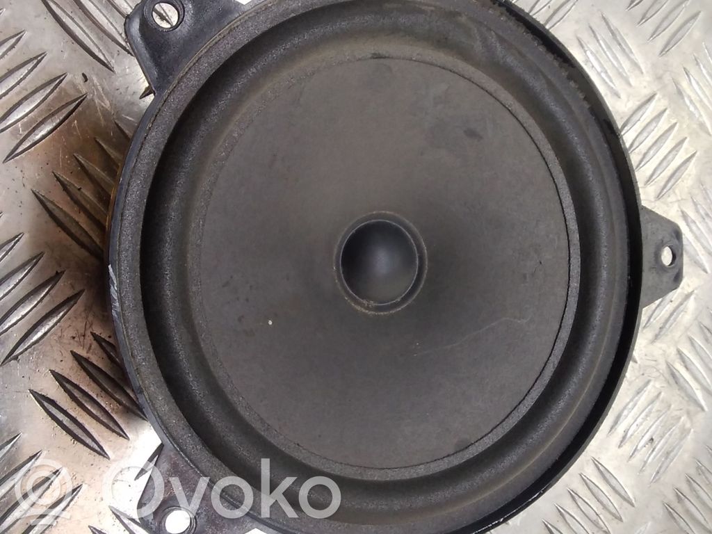 BMW 3 E46 Front door speaker 