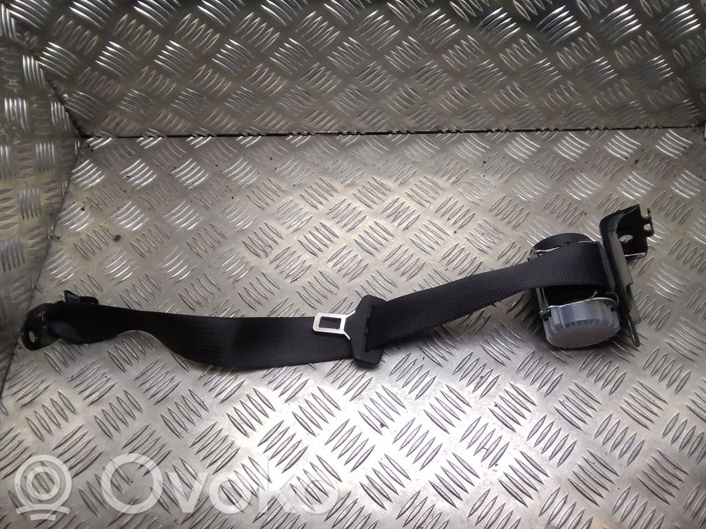 Opel Astra J Rear seatbelt 