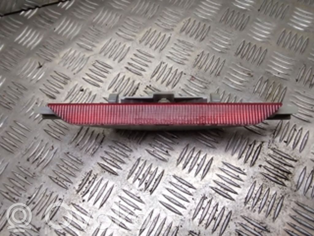 Toyota Avensis Verso Third/center stoplight 
