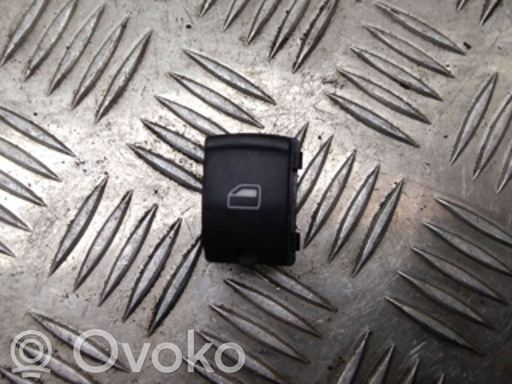 Volkswagen Touareg I Electric window control switch 