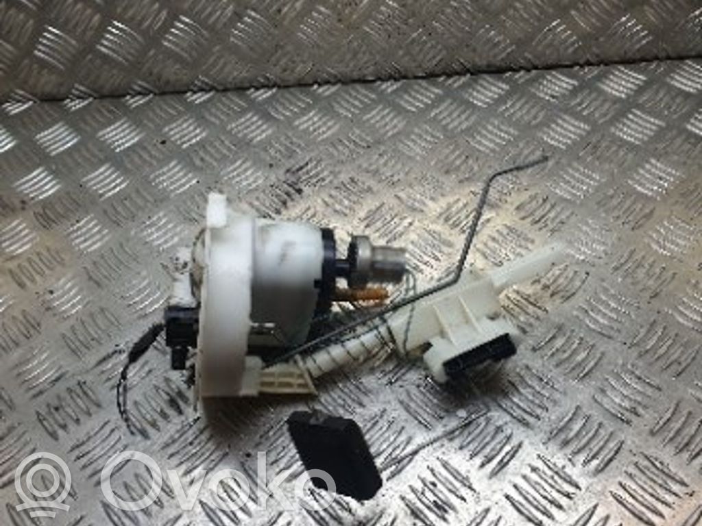 BMW 3 E90 E91 Fuel level sensor 