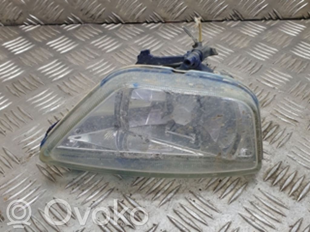 Miglas lukturis priekšā   4042831