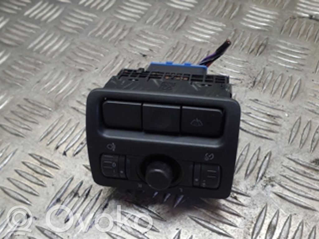 Wing mirror switch   159954,28AJC
