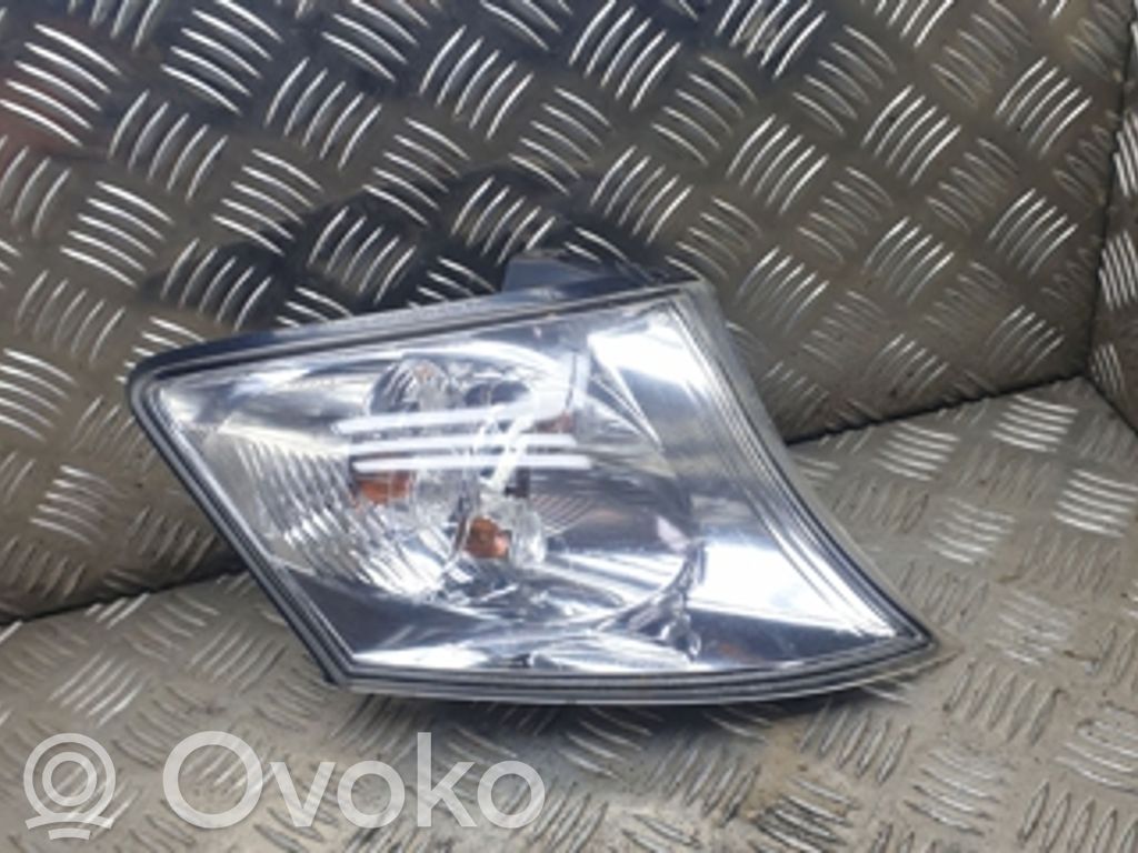 Mazda MPV Front indicator light 