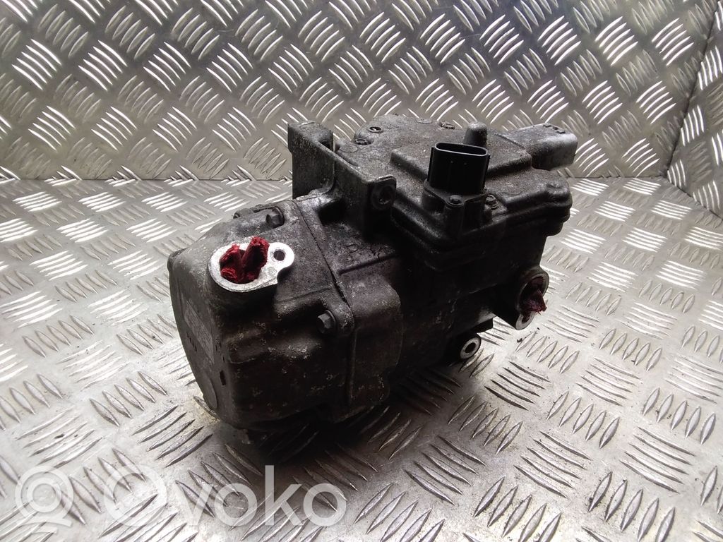 Toyota Prius (XW30) Kompresor / Sprężarka klimatyzacji A/C 