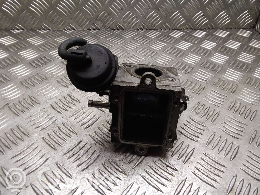 Audi A4 S4 B7 8E 8H EGR vožtuvas 