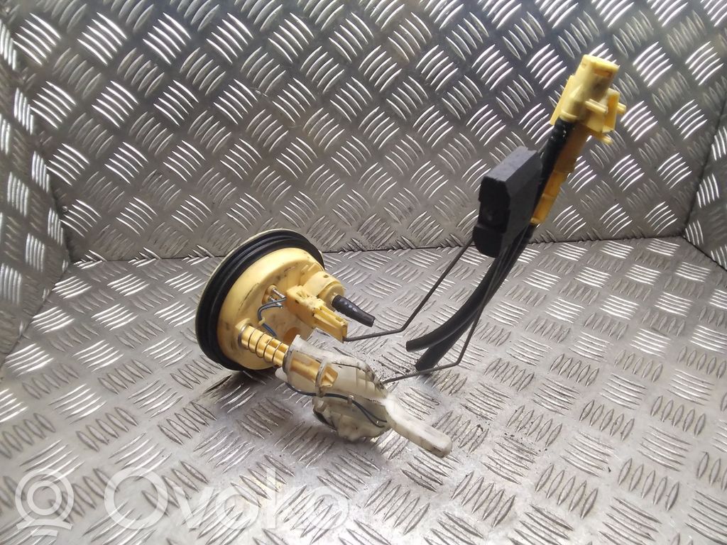 BMW 3 E46 Fuel level sensor 