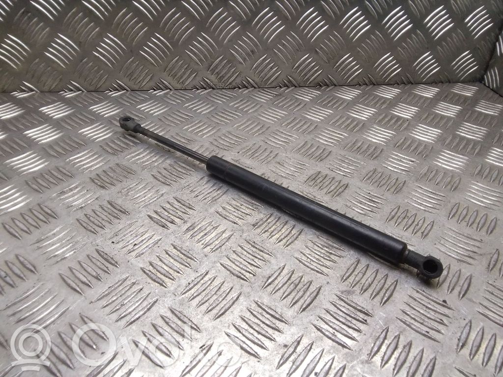 BMW 3 E46 Tailgate/trunk strut/damper 