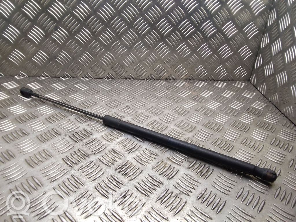 BMW 3 E90 E91 Tailgate/trunk strut/damper 