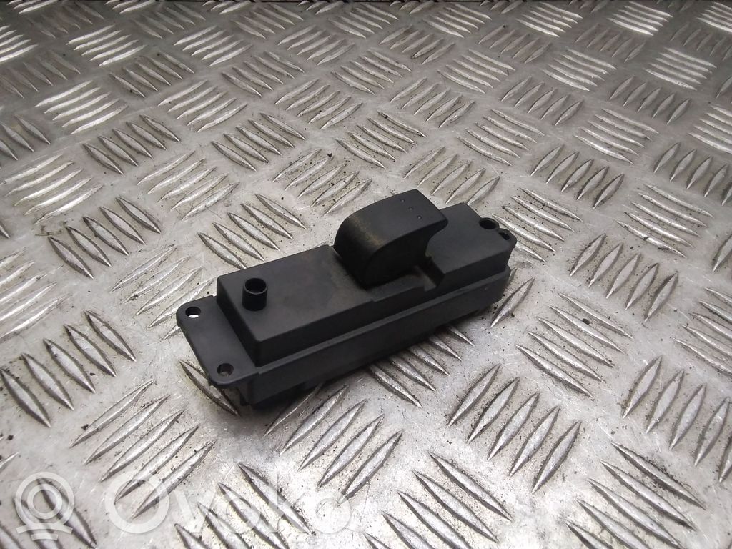 Mazda 3 I Electric window control switch 