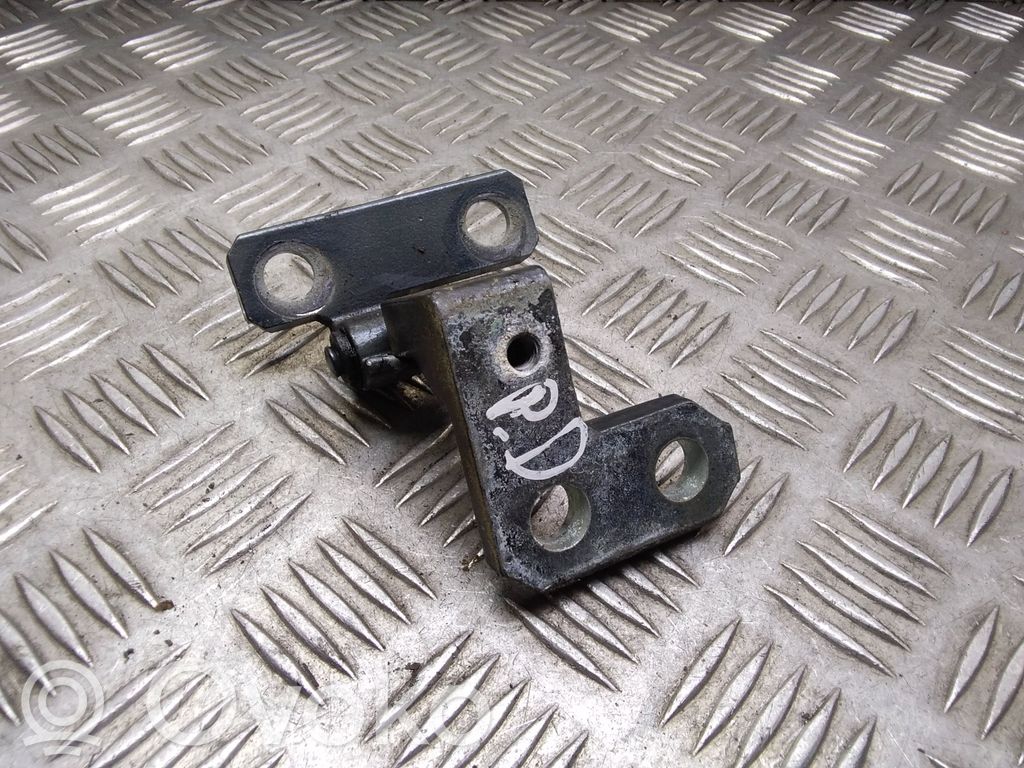 Volkswagen Phaeton Front door upper hinge 