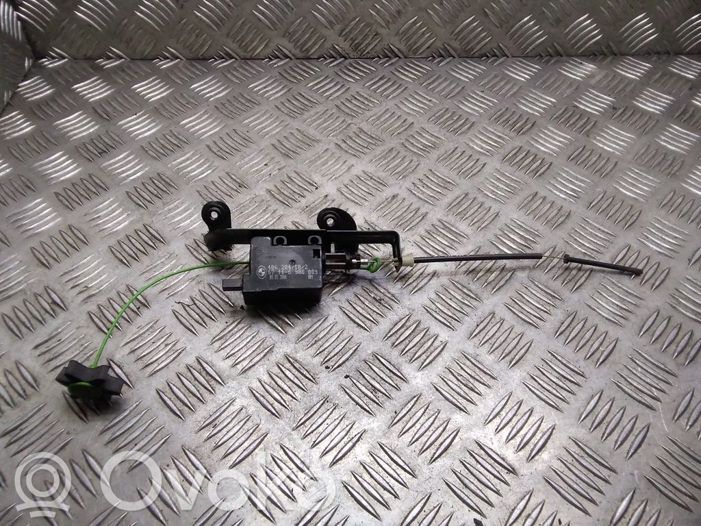 Fuel tank cap lock   6988089,67116988089