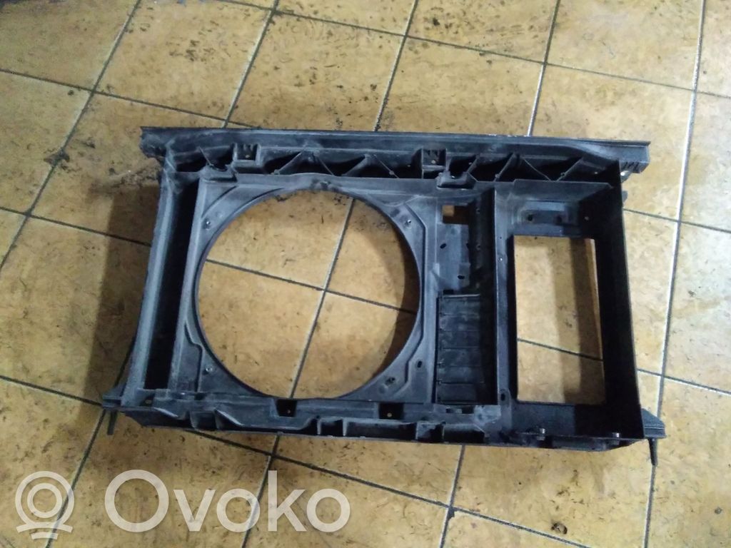 Citroen C4 I Picasso Suport ventilator radiator 