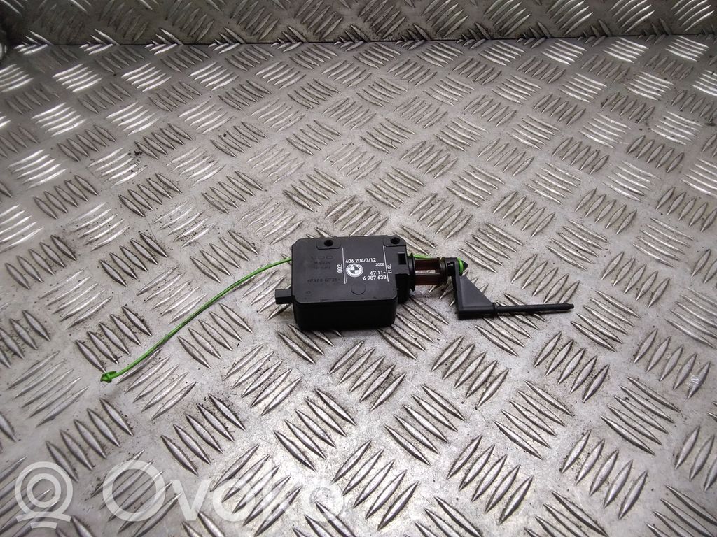 Fuel tank cap lock   6987638,67116987638